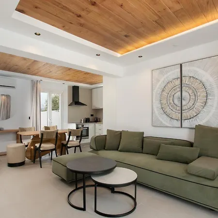 Willa Amelia Naxos Naxos City